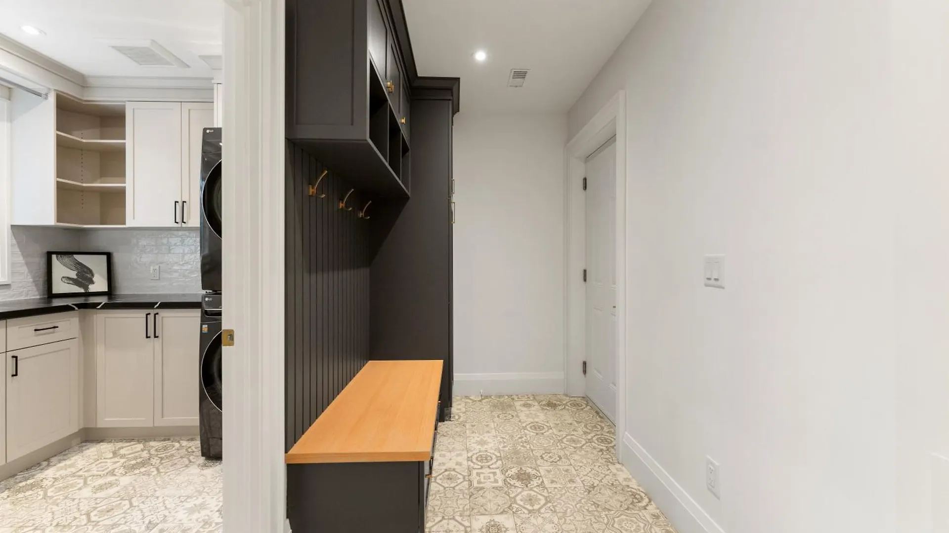 Luxury Home - 5 Min From Airport, 15 To Downtown Toronto 0*,  Canada