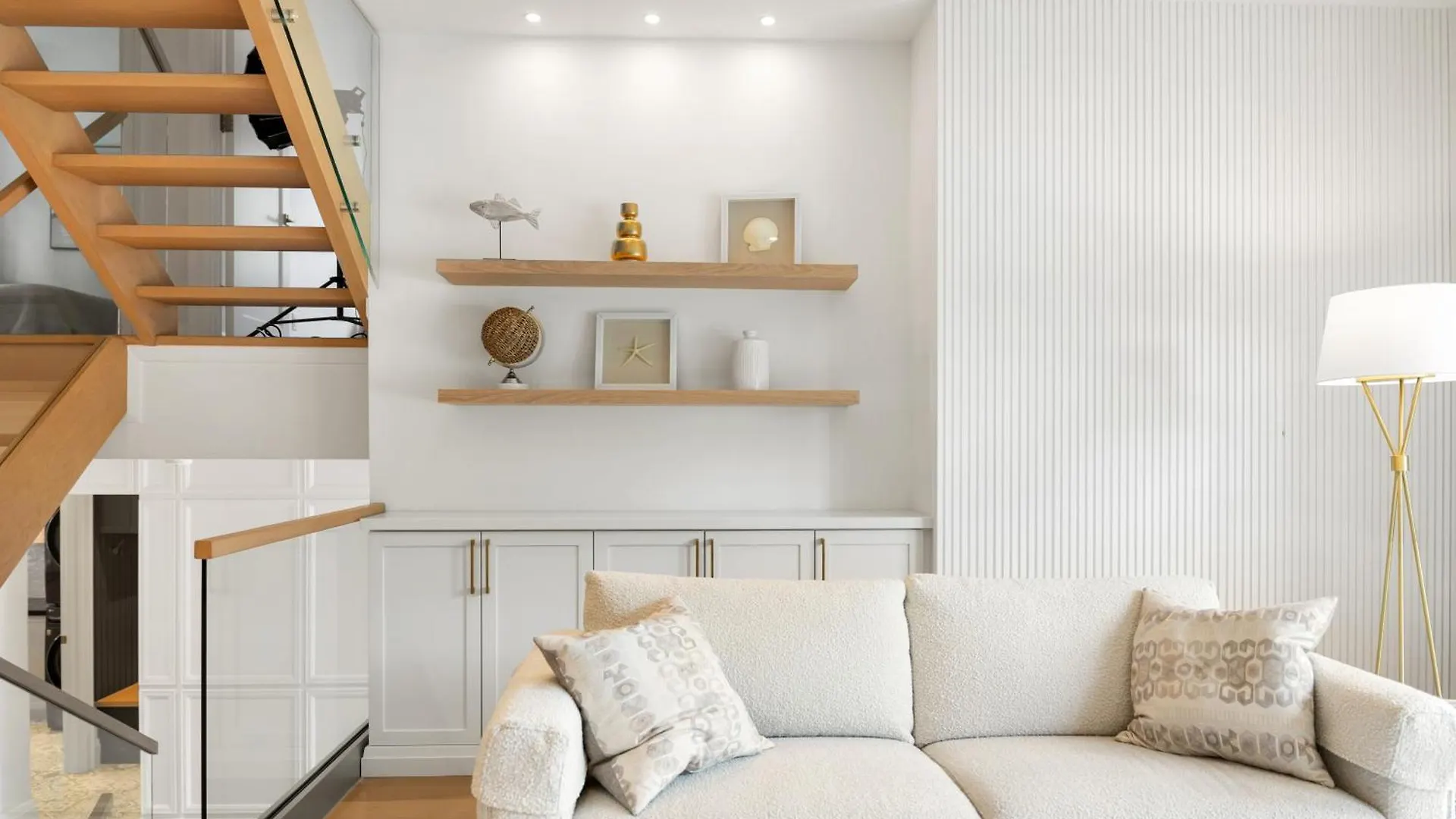 Luxury Home - 5 Min From Airport, 15 To Downtown Toronto 0*,