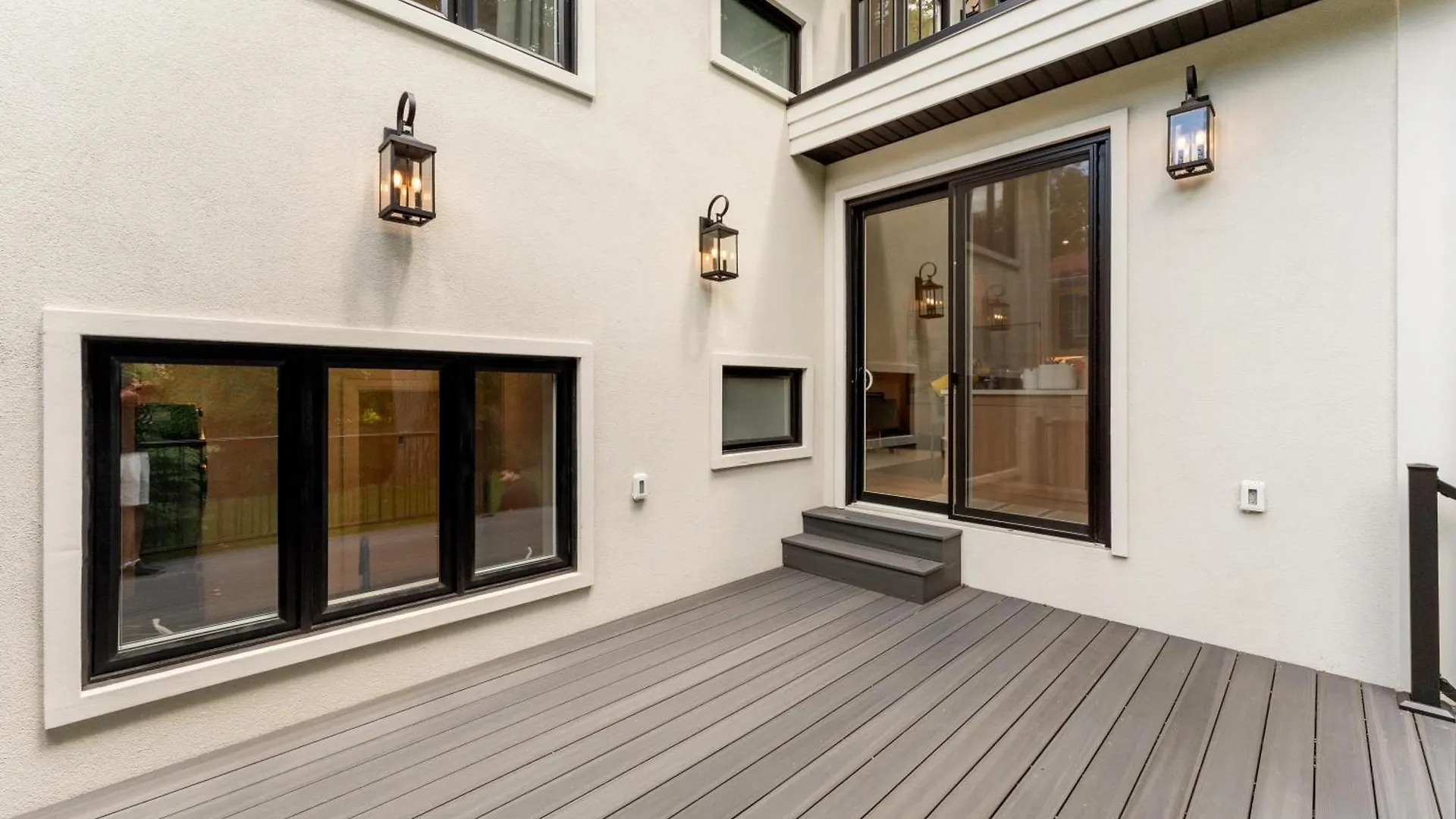 Luxury Home - 5 Min From Airport, 15 To Downtown Toronto