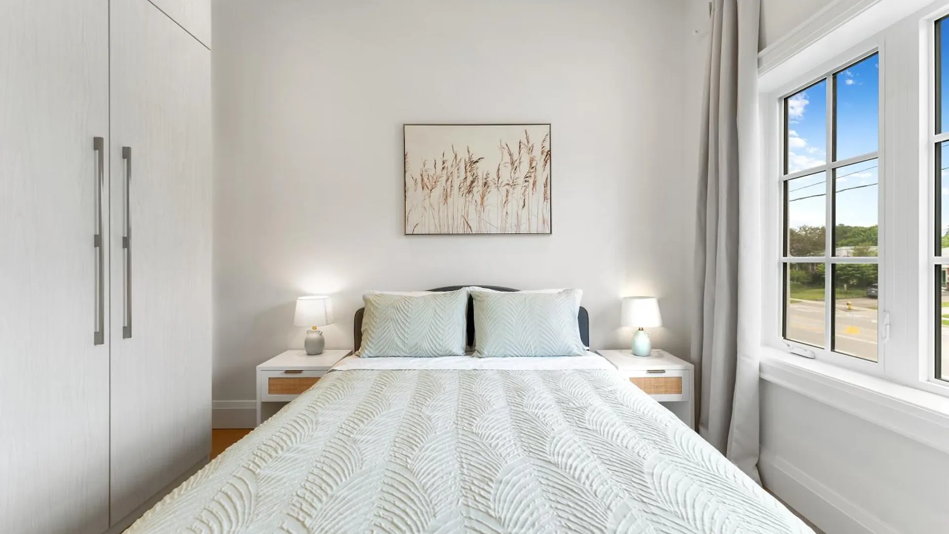 Luxury Home - 5 Min From Airport, 15 To Downtown Toronto Villa